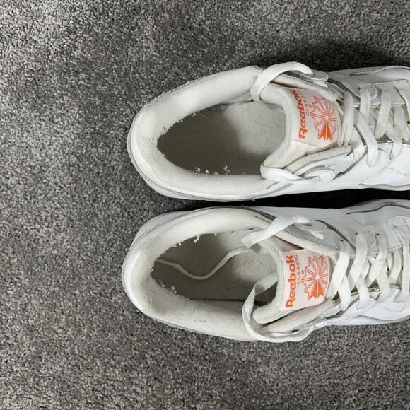 Athletic_Shoes